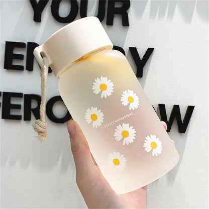 Small Daisy Frosted Plastic Mug Creative Outdoor Portable Transparent Travel Tea Cup Cute Water Bottle BPA Free