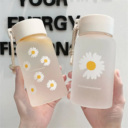 Small Daisy Frosted Plastic Mug Creative Outdoor Portable Transparent Travel Tea Cup Cute Water Bottle BPA Free