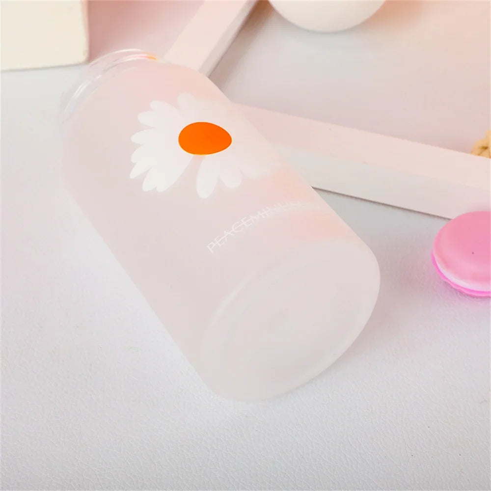 Small Daisy Frosted Plastic Mug Creative Outdoor Portable Transparent Travel Tea Cup Cute Water Bottle BPA Free