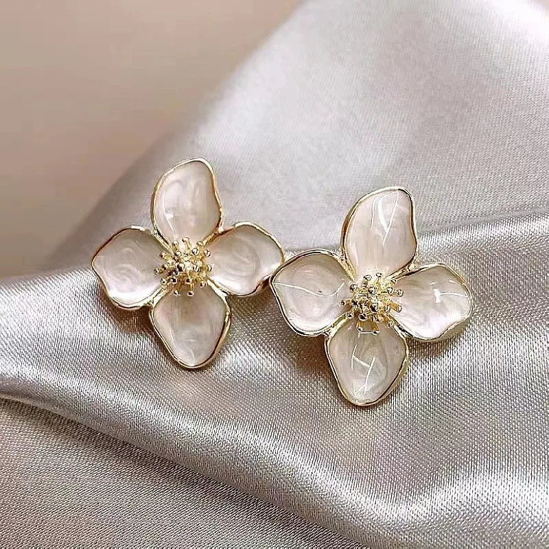 Vintage Sweet Flower Stud Earrings – Multi-Colored Fashion Jewelry for Women & Girls