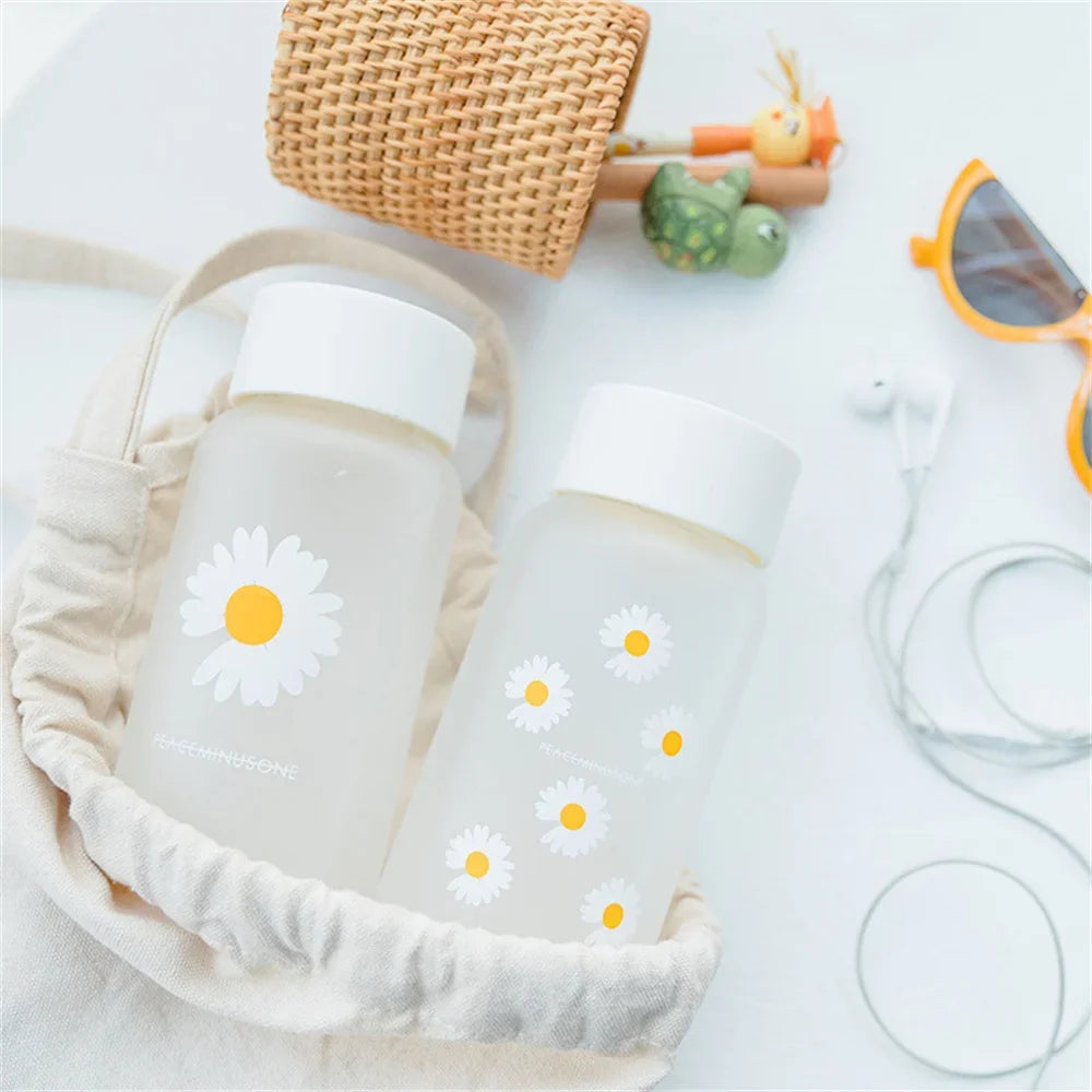 Small Daisy Frosted Plastic Mug Creative Outdoor Portable Transparent Travel Tea Cup Cute Water Bottle BPA Free