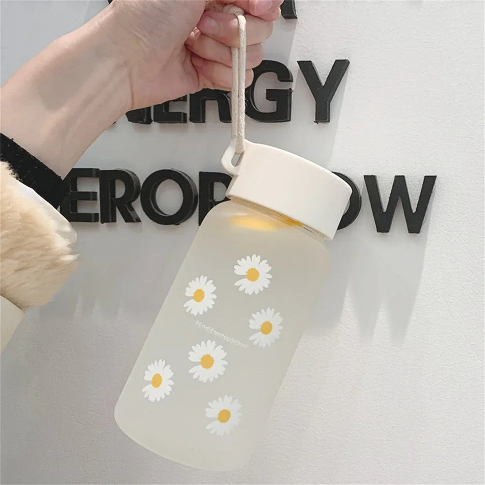 Small Daisy Frosted Plastic Mug Creative Outdoor Portable Transparent Travel Tea Cup Cute Water Bottle BPA Free