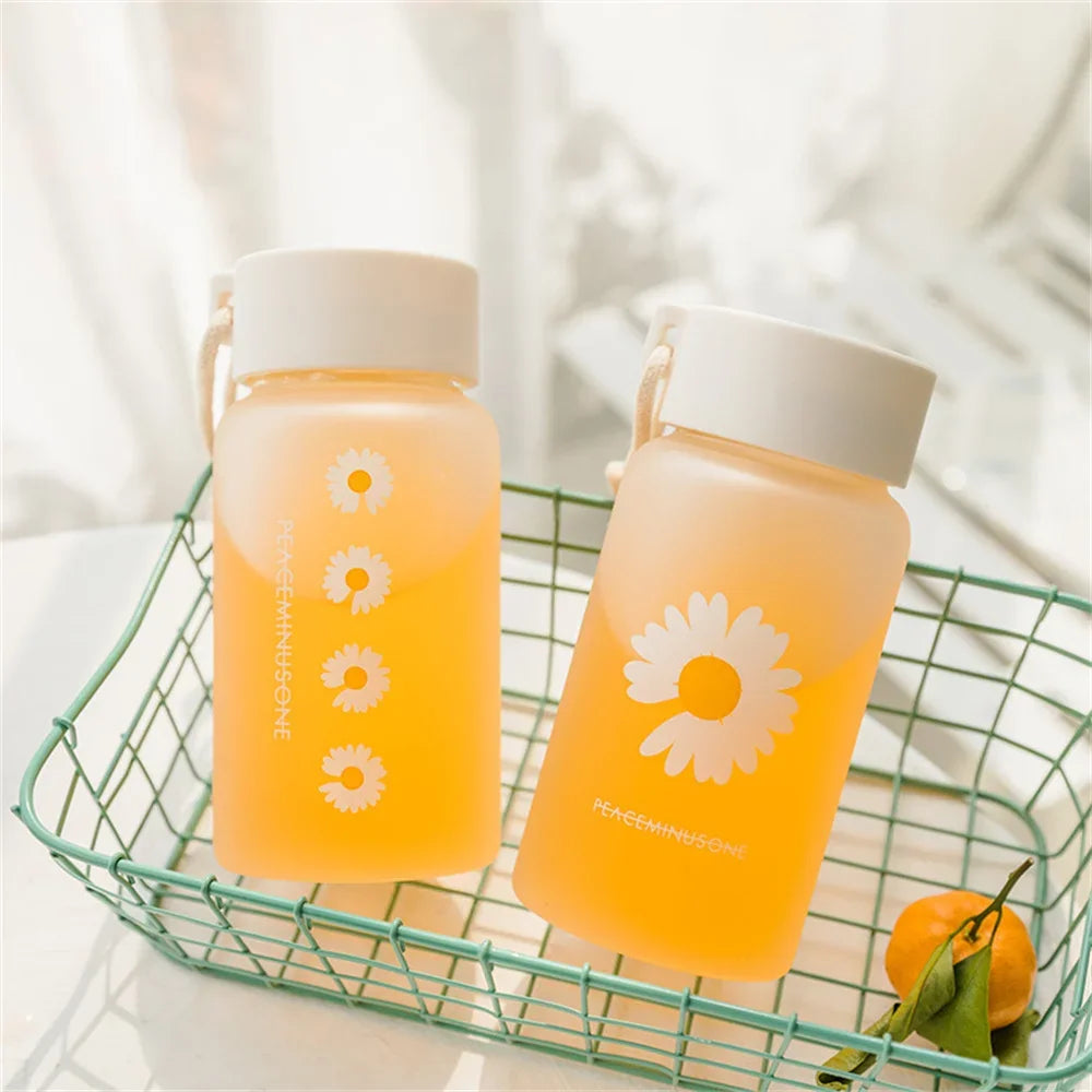 Small Daisy Frosted Plastic Mug Creative Outdoor Portable Transparent Travel Tea Cup Cute Water Bottle BPA Free