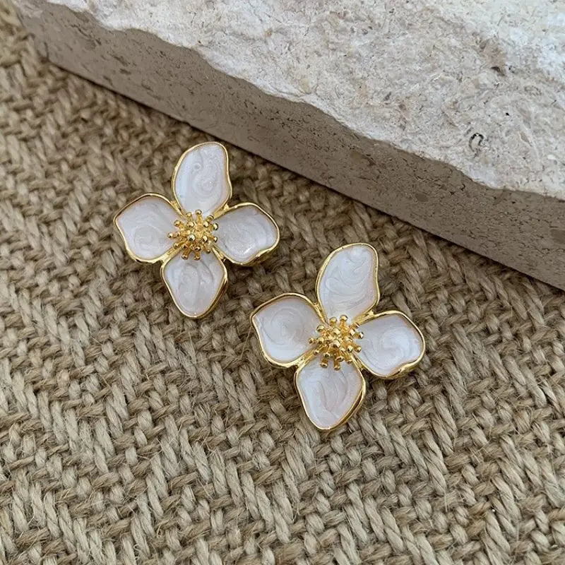 Vintage Sweet Flower Stud Earrings – Multi-Colored Fashion Jewelry for Women & Girls