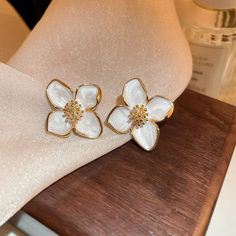 Vintage Sweet Flower Stud Earrings – Multi-Colored Fashion Jewelry for Women & Girls